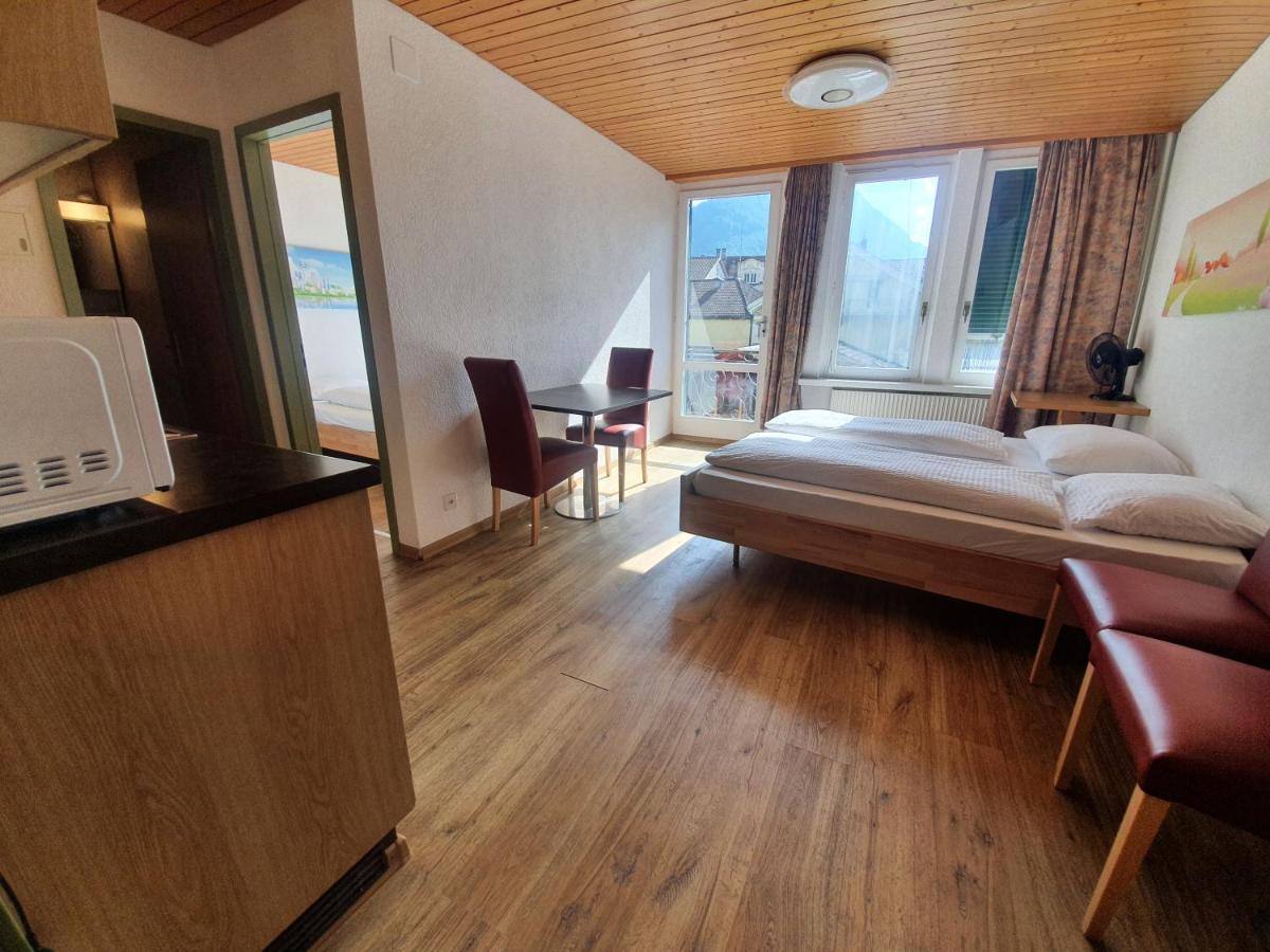 Downtown Apartment 9 Interlaken Bagian luar foto