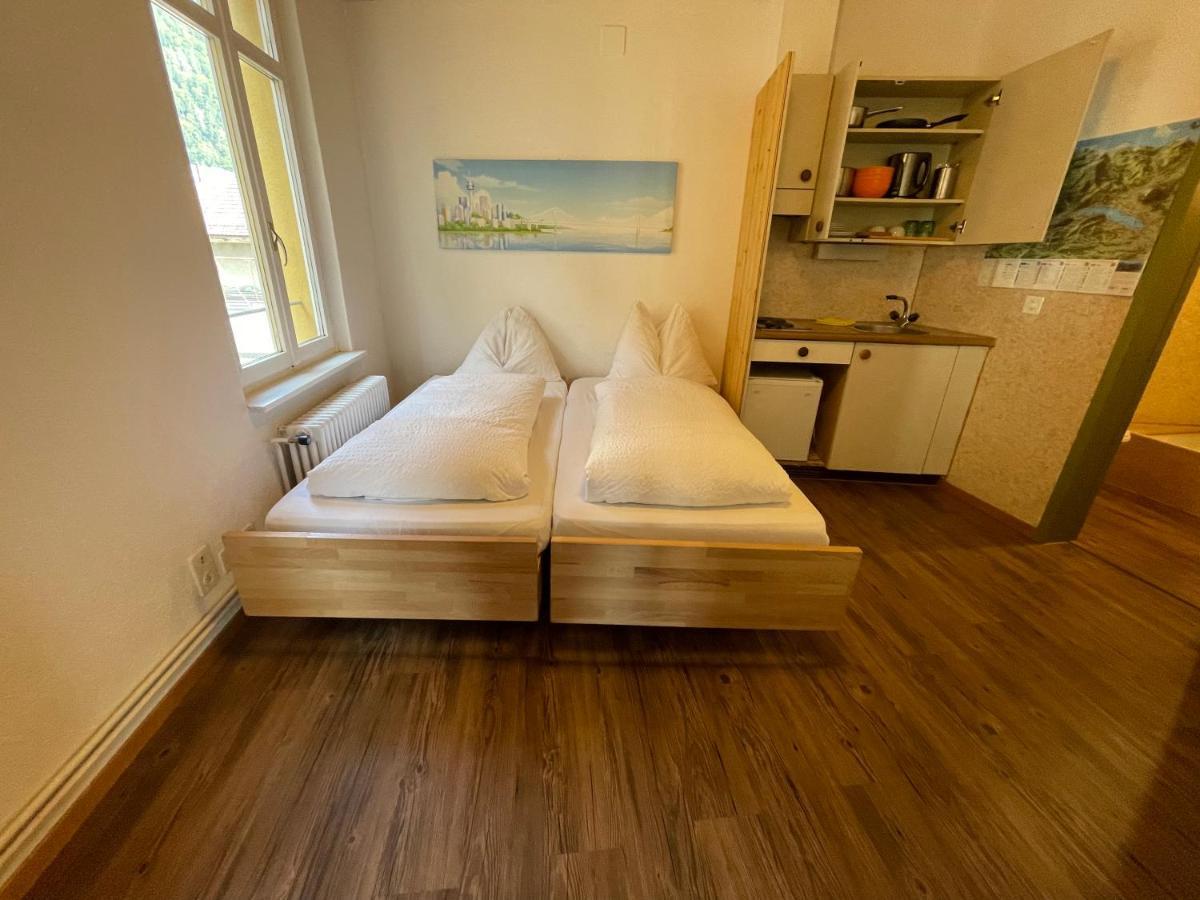 Downtown Apartment 9 Interlaken Bagian luar foto